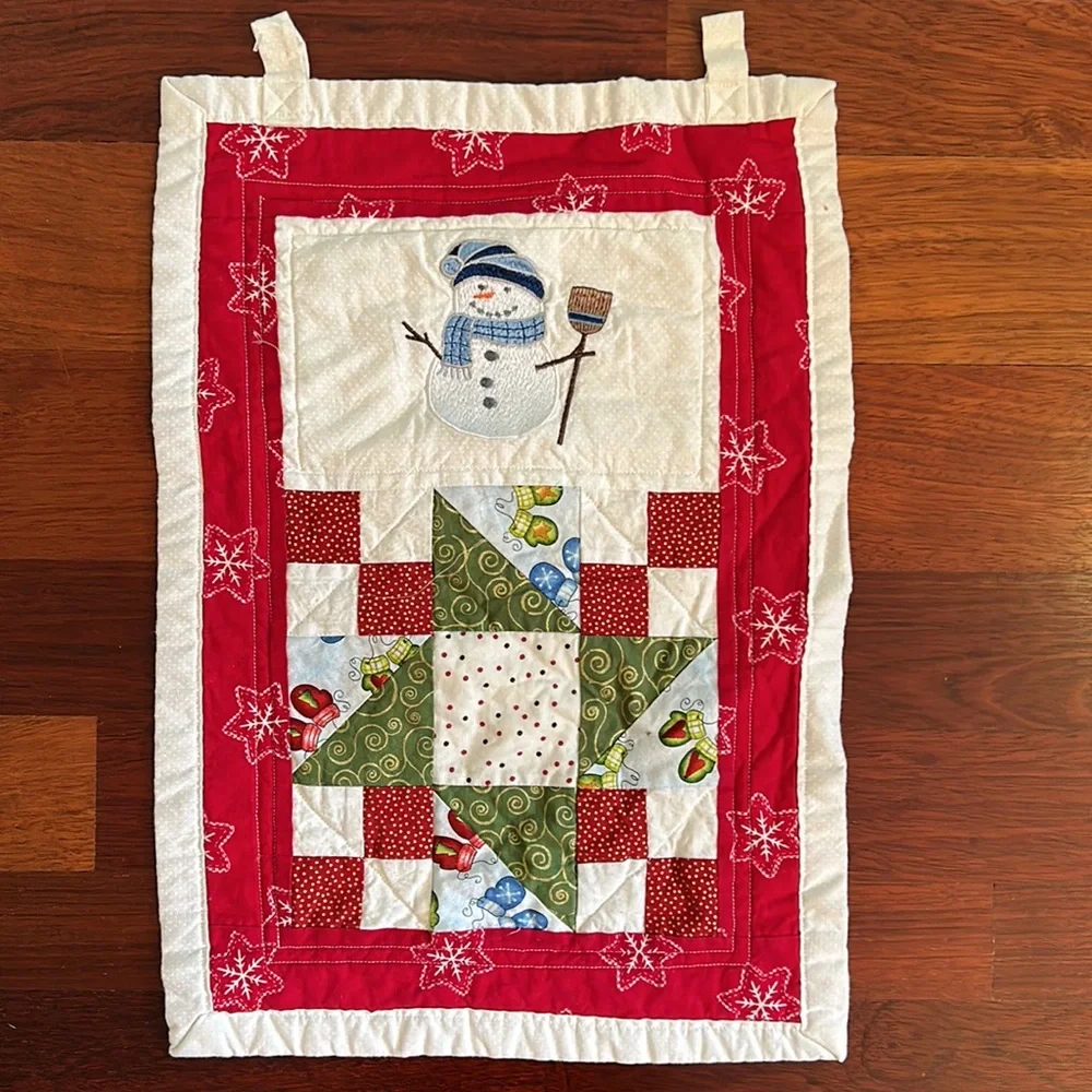 Vintage handmade snowman quilt hanging